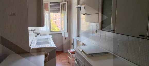 2 rooms Apartment in Rome, Italy No. 24192 2