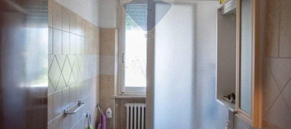 12-Zimmer Haus in San Marcello, Italy, Nr. 7028 13