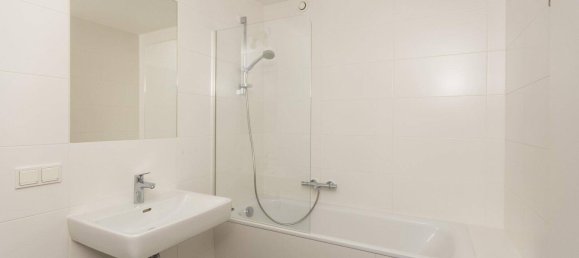 2 rooms Apartment in Brigittenau, Austria No. 206382 6