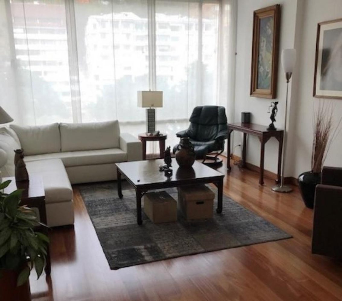 2 bedrooms House in Bogota, Colombia No. 14122