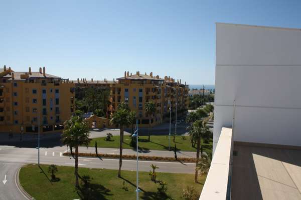 3 bedrooms Commercial property in Marbella, Spain No. 167230