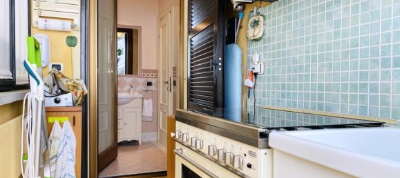 Villa de 3 dormitorios en Viareggio, Italy No. 39698 27