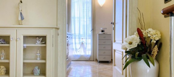 Villa de 3 dormitorios en Viareggio, Italy No. 39698 44