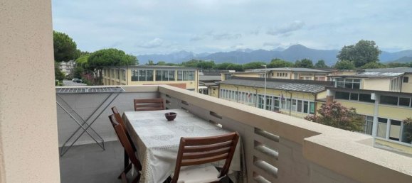 3 rooms Apartment in Viareggio, Italy No. 298261 10