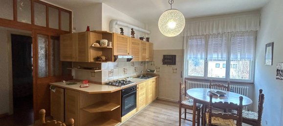 3 Schlafzimmer Haus in Udine, Italy, Nr. 373251 20