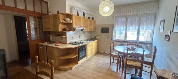 3 Schlafzimmer Haus in Udine, Italy, Nr. 373251 21