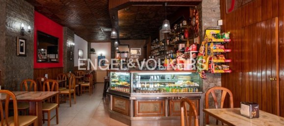 65m² Commercial property in Oeiras, Portugal No. 12856 2