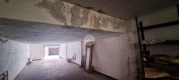 75m² Garage in Cassano d'Adda, Italy No. 303078 8