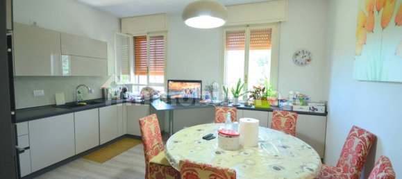 3 Schlafzimmer Wohnung in Valsamoggia, Italy, Nr. 332942 9