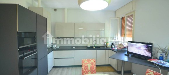 3 Schlafzimmer Wohnung in Valsamoggia, Italy, Nr. 332942 10
