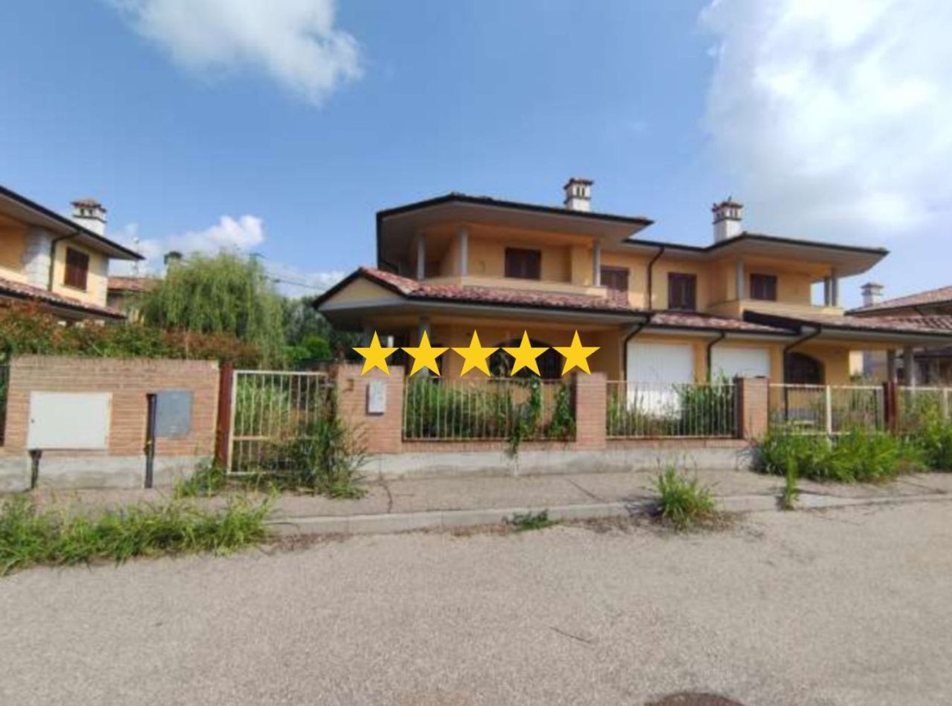 6غرفة شقة في Roncaro, Italy رقم 186046