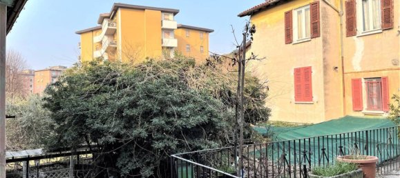 6 rooms Building in Brescia, Italy No. 123228 8