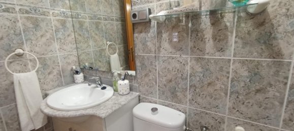 Apartamento de 3 dormitorios en Alicante, Spain No. 140801 20