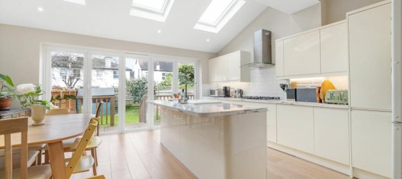 3 غرف نوم عقار تجاري في Beckenham, United Kingdom رقم 3015 16