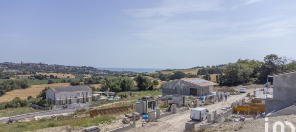 884m² Land in Sirolo, Italy No. 137769 8