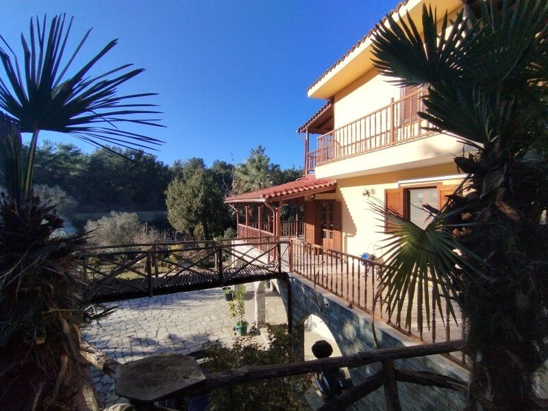 6 chambres Propriété commerciale à Thessaloniki, Greece No. 2629