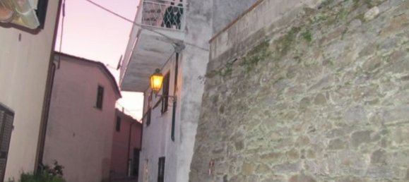 4-Zimmer Haus in Castelnuovo Magra, Italy, Nr. 109076 5