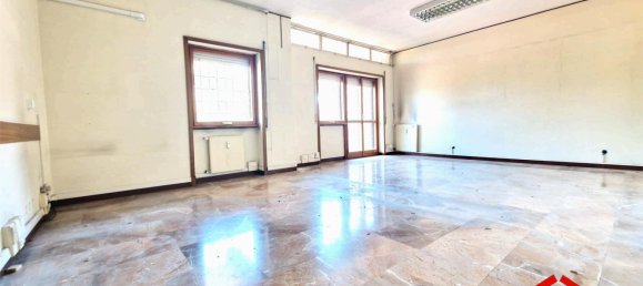 Apartamento de 3 dormitorios en Rome, Italy No. 191695 16