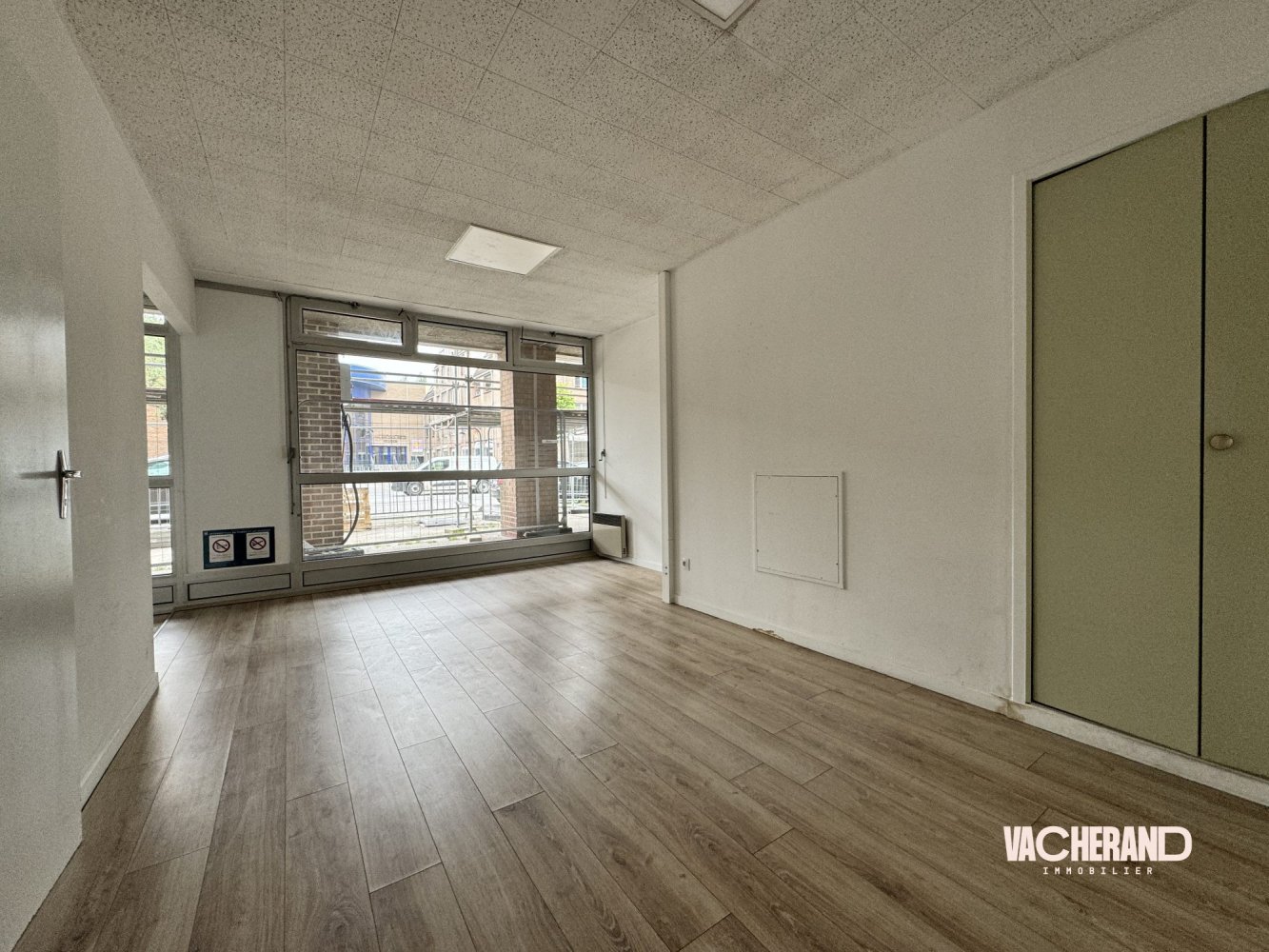 Imóvel comercial em Cappelle-la-Grande, France 42 m² N.º 66143