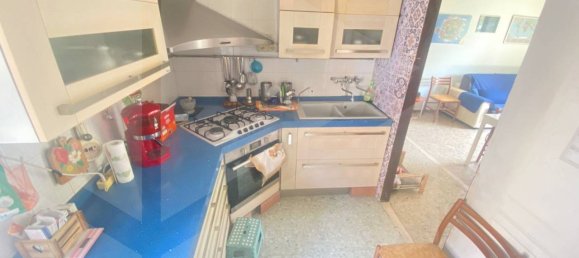 Квартира с 3 комнатами в Рим, Италия № 28398 12