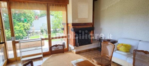 Villa de 2 dormitorios en San Pietro in Cariano, Italy No. 272906 4