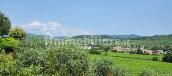 Villa de 2 dormitorios en San Pietro in Cariano, Italy No. 272906 21