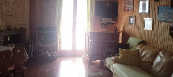 Apartamento de 4 habitaciónes en Rieti, Italy No. 91247 3