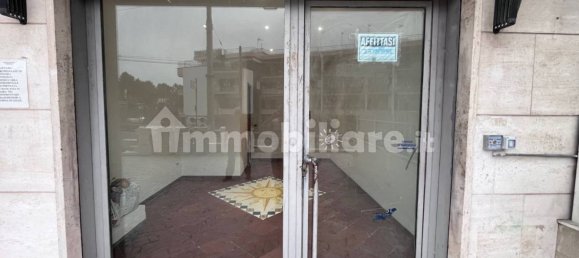 1 room Commercial property in Naples, Italy No. 273616 2