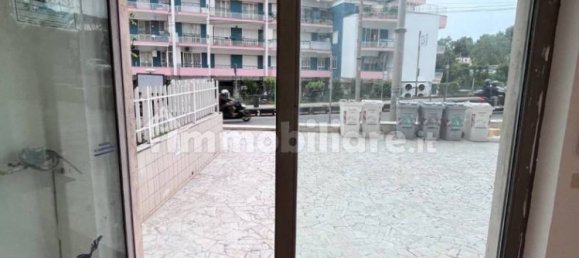 1 room Commercial property in Naples, Italy No. 273616 4