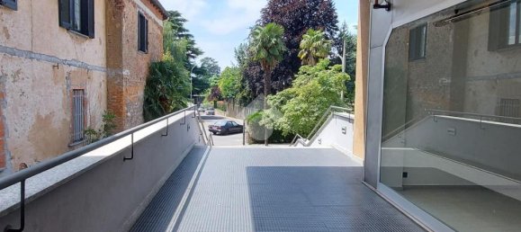 11غرفة عقار تجاري في Tradate, Italy رقم 123143 12