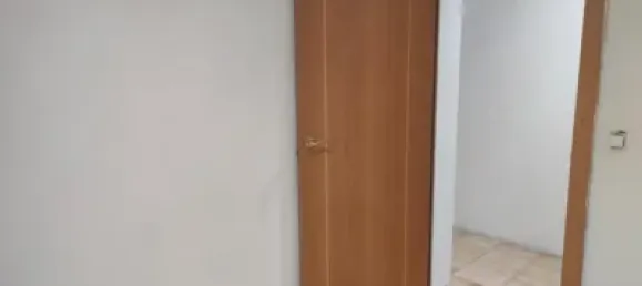 4 bedrooms Apartment in Zaragoza, Spain No. 191545 2