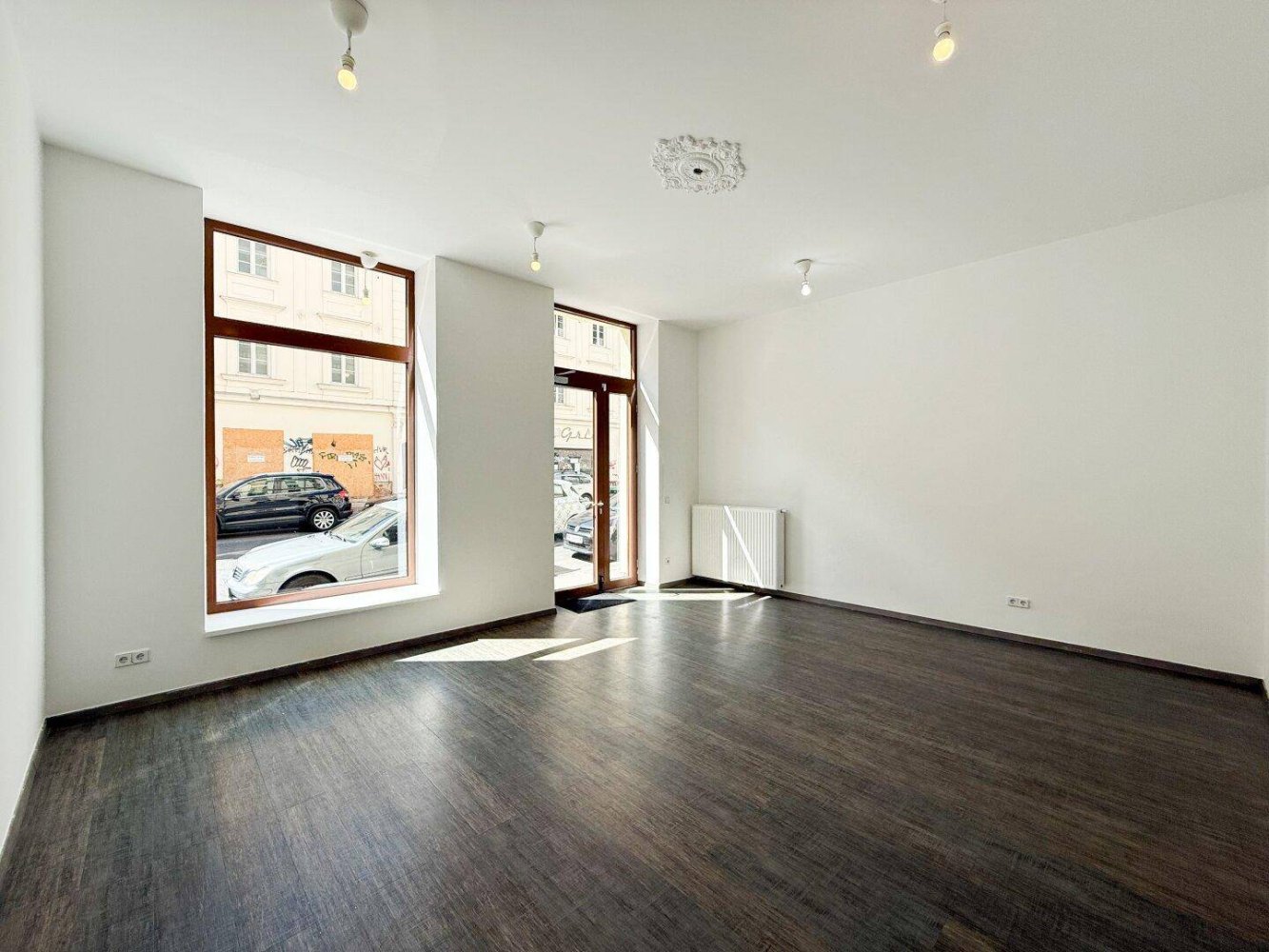 97m² Commercial property in Neubau, Austria No. 207638