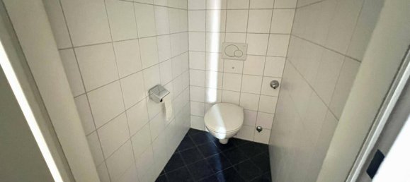 2-salle Appartement à Eggenberg, Austria No. 74304 10