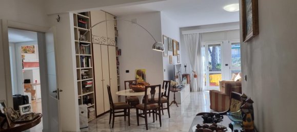 8 rooms Apartment in Genoa, Italy No. 82443 15