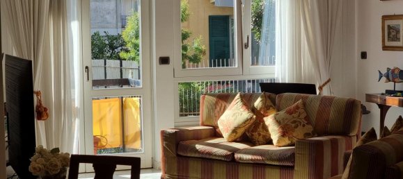 8 rooms Apartment in Genoa, Italy No. 82443 18