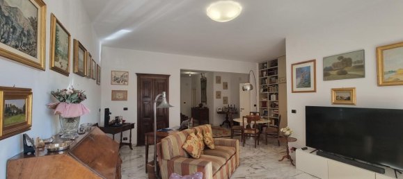 8 rooms Apartment in Genoa, Italy No. 82443 23