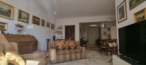 8 rooms Apartment in Genoa, Italy No. 82443 28