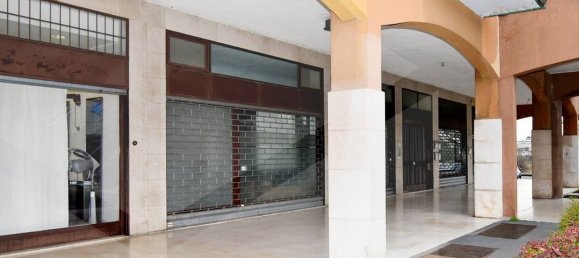 Коммерческая недвижимость с 3 комнатами в Парабьяго, Италия № 22029 17