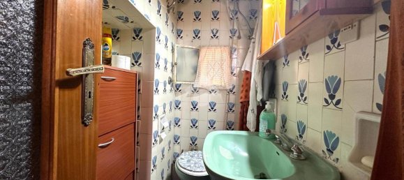 2-Zimmer Wohnung in Torre del Greco, Italy, Nr. 137970 9