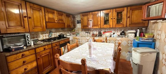 2-Zimmer Wohnung in Torre del Greco, Italy, Nr. 137970 3