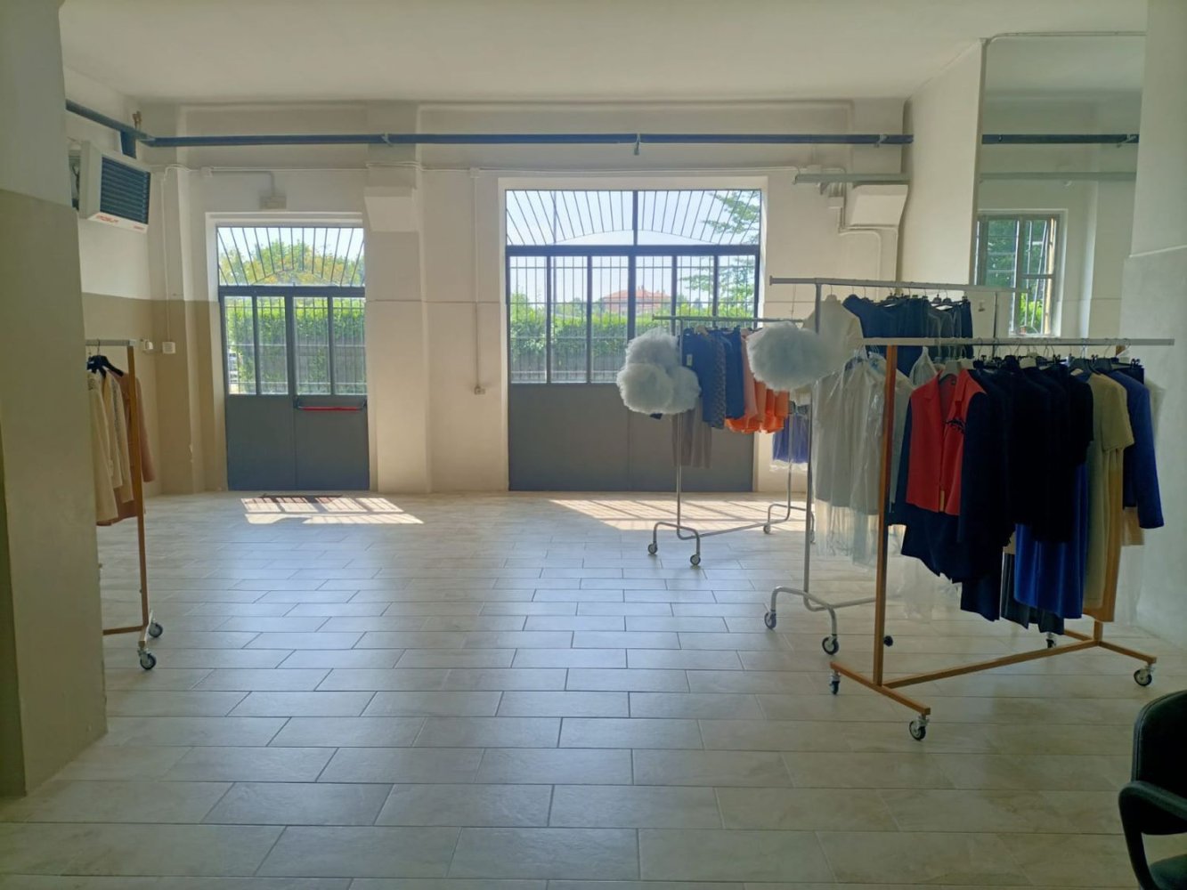 477m² Commercial property in Abbiategrasso, Italy No. 379258