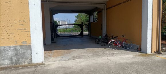 477m² Commercial property in Abbiategrasso, Italy No. 379258 9