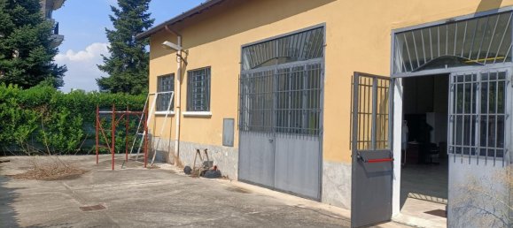 477m² Commercial property in Abbiategrasso, Italy No. 379258 11