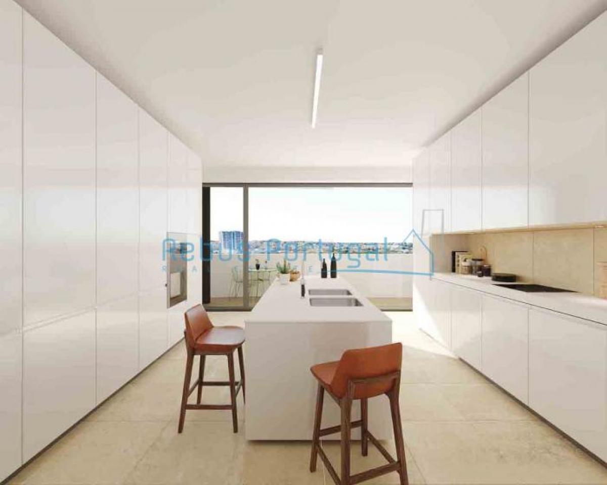 3 bedrooms Apartment in Faro, Portugal No. 4882