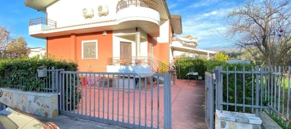 3 غرف نوم فيلا في Montalto Uffugo, Italy رقم 172738 27