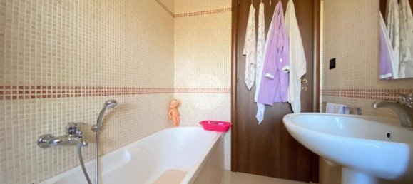 3 غرف نوم فيلا في Montalto Uffugo, Italy رقم 172738 25