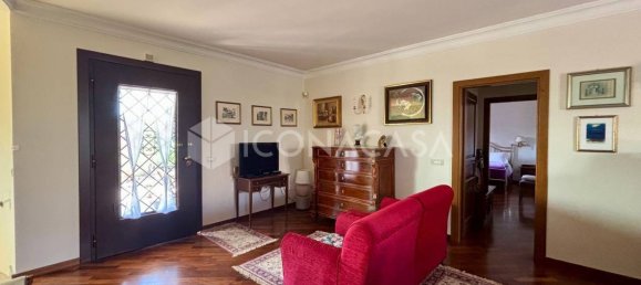 4 bedrooms Villa in Bisceglie, Italy No. 287200 10