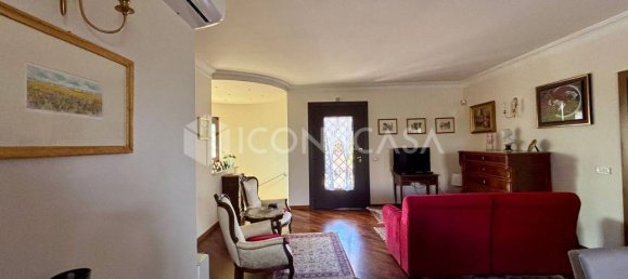 4 bedrooms Villa in Bisceglie, Italy No. 287200 11