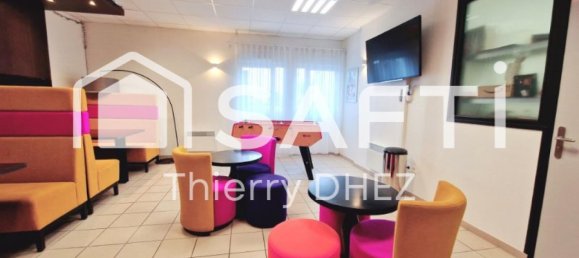 Studio in Roubaix, France, Nr. 79844 19