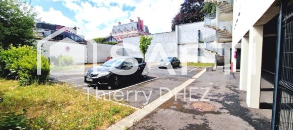 Studio in Roubaix, France, Nr. 79844 7